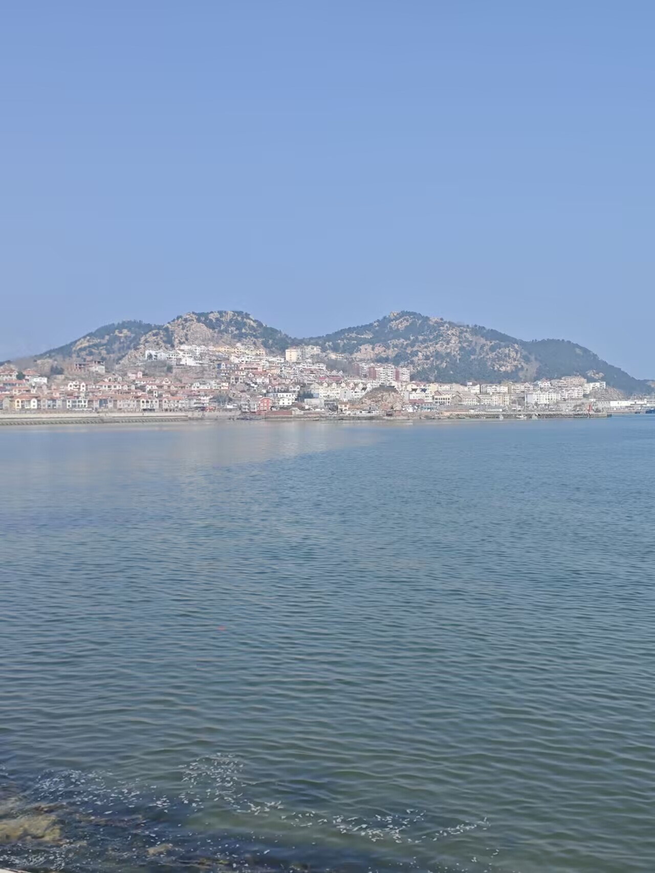 依山傍海的地方w